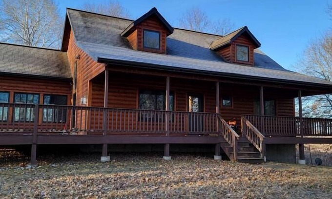 Spooner Kabine | Spacious Cabin in the woods on Island Lake