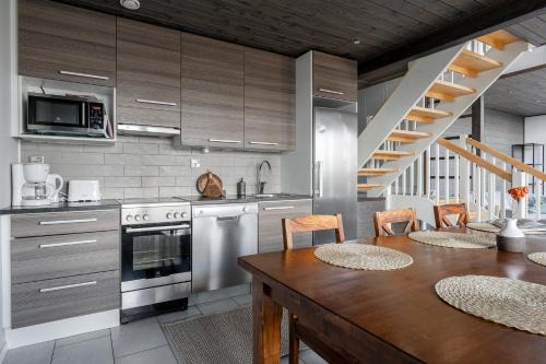 Muurame Wohnung | Spacious & Cozy 2BR Cabin at Riihivuori Peak