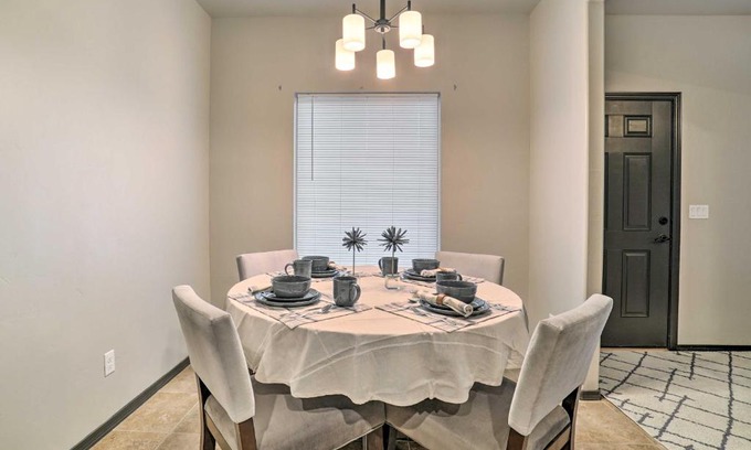 Biggs Field Wohnung | Spacious El Paso Apt, 6 Mi to Downtown!