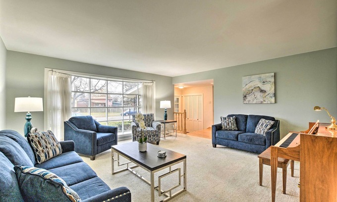 Glenwood Haus | Spacious Family Glenwood Estates Home w/ Hot Tub!