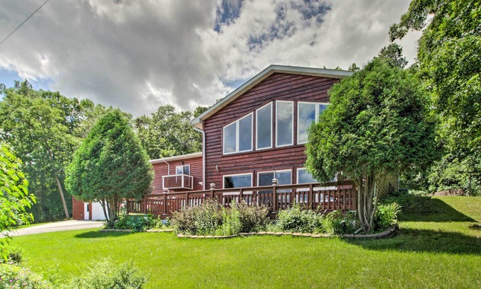 Frazee Haus | Spacious Frazee Home w/ Direct Lake Access!