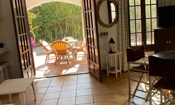 Carboneras Haus | Spacious holiday home with private garden