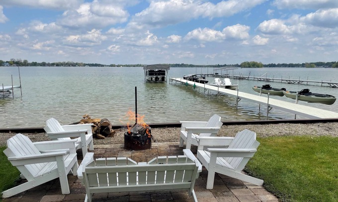 Crystal Haus | Spacious, remodeled, family friendly lakefront home.