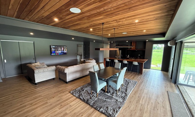 Whangarei Haus | Spacious Rural Two Bedroom still close to town