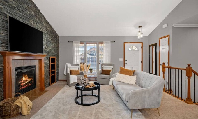 Spokane Haus | Spacious Rustic House