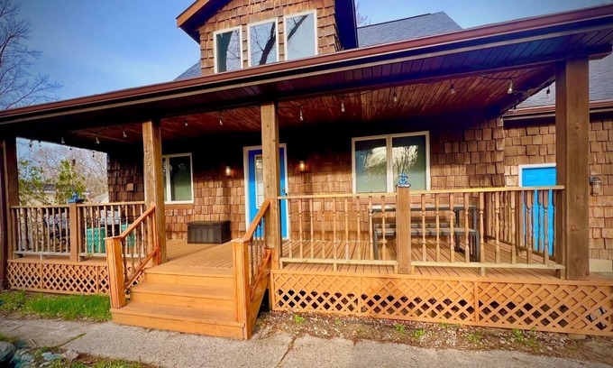 Spring Lake Haus | Spacious Spring Lake Retreat Beach Access Sleeps 8 Family & Pet Friendly