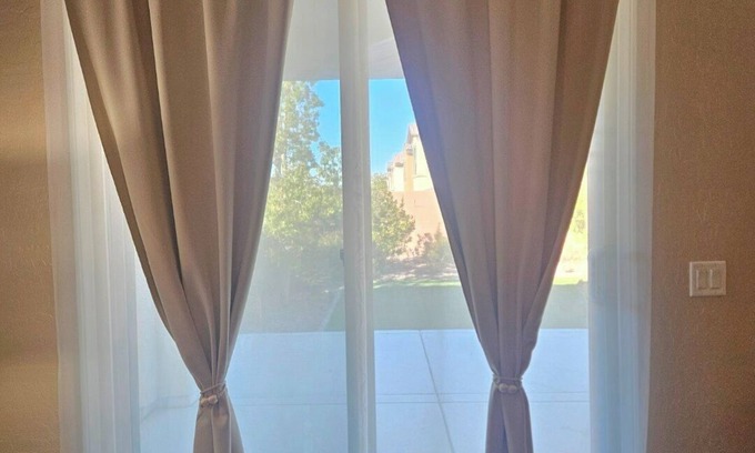 Providence Wohnung | Spacious studio in fabulous Las Vegas with WiFi, AC