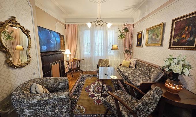 Sofia City Center Wohnung | Spacious, stylish and cozy apartment in the very center of Sofia