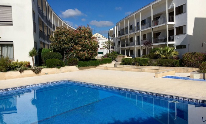 Tavira Wohnung | Spacious, Stylish, Relaxing Apartment with Pool, Tavira Centre