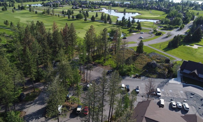 Bigfork Haus | Spacious Townhome w/ 4 King Suites near Clubhouse