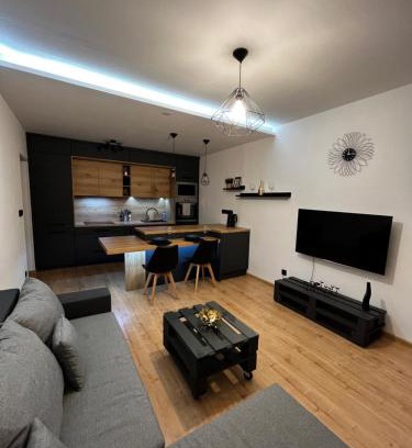 Hradec Kralove Wohnung | Spaní na paletách kousek od centra Hradce Králové