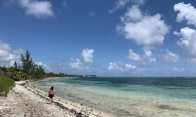 Bodden Town Haus | SPARROW'S LAIR Ocean's Reach 4 bed 3 bath executive home 5 mins to the beach
