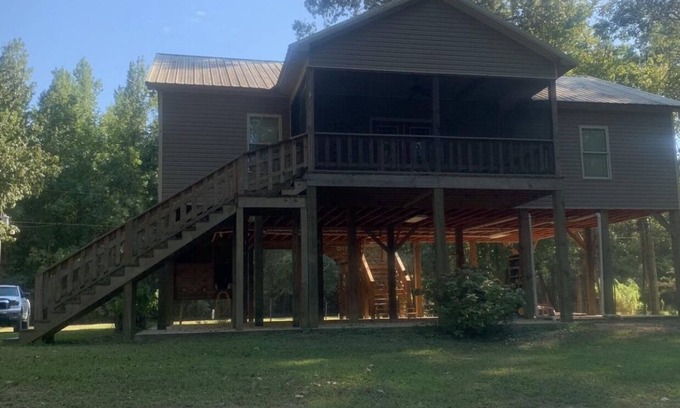 Moundville Haus | Spartan Retreat GameDays and fishing!