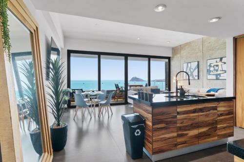 Mazatlan Wohnung | Spectacular Ocean View with Homeoffice Space