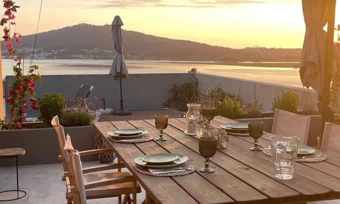 Seixas Villa | Spektakuläre Aussicht auf den Fluss, das Meer und Spanien. Herrliche Sonnenschicht !!