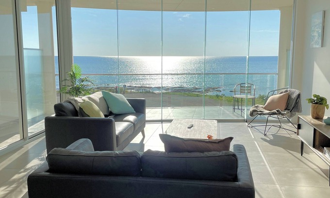 Moonta Bay Haus | Spectacular Views!