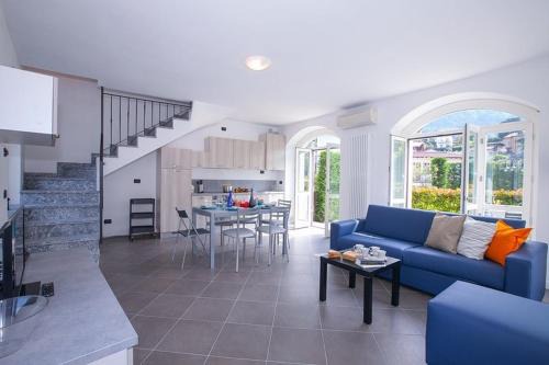 Bellagio Haus | spiaggia uno pool side apartment
