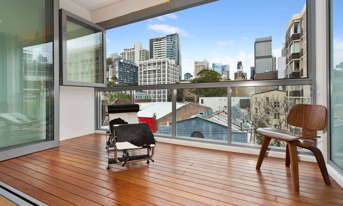 Darlinghurst Wohnung | Split-Level Executive 2BR Darlinghurst Apartment with a New York Feel