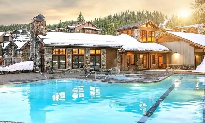 Truckee Hotel | Spring Break! Luxurious Ski-In · Ski-Out Resort!