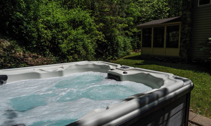 Warsaw Haus | Spring Mountain Cove