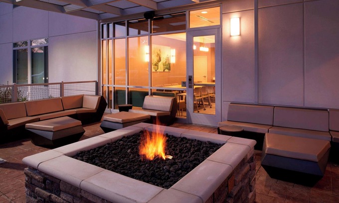 East Lansing Hotel | SpringHill Suites by Marriott East Lansing University Area