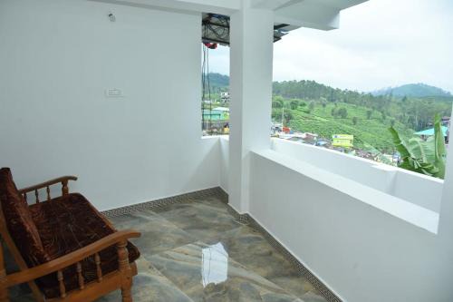 Valparai Haus | Sree Murugan Homestay