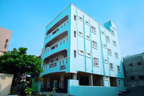 Mothilal Nagar Wohnung | Sri Apt Homestay A1 Family-Friendly 2BHK with Kitchen