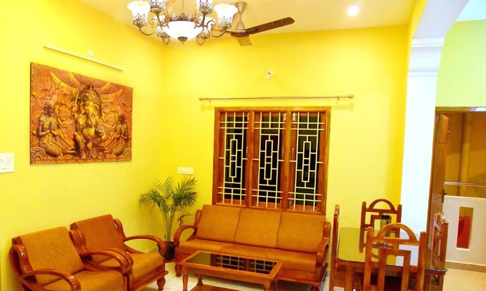 Mothilal Nagar Wohnung | Sri Apt Homestay A2 Family-Friendly 2BHK with Kitchen