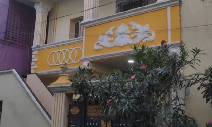 Chennai Haus | Stay Confident Home has 2 AC rooms with Kitchen