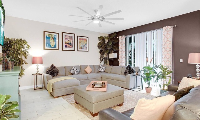 Loughman Haus | STC5428 Summary: Solt