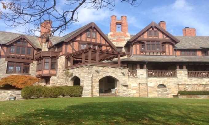 Watch Hill Haus | Nur wenige Schritte vom atemberaubenden East Beach entfernt: 10% Rabatt ab 6 Nächten / 12. Juli