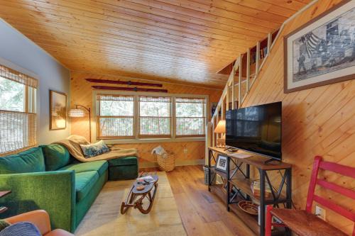 Ludlow Haus | Steps to Lake, 2 Mi to Slopes Cozy Okemo Cabin