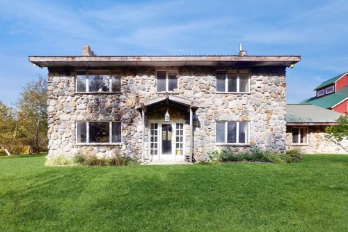 Morrisville Haus | Stone House
