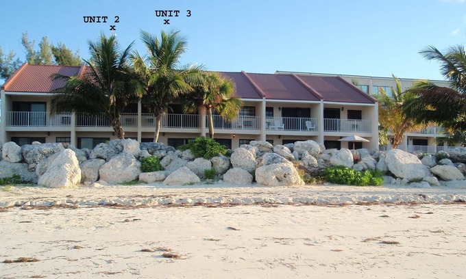 Williams Town Haus | Halt! Du hast das Paradies gefunden! 2 & 3 Schlafzimmer Stadthäuser am Strand!