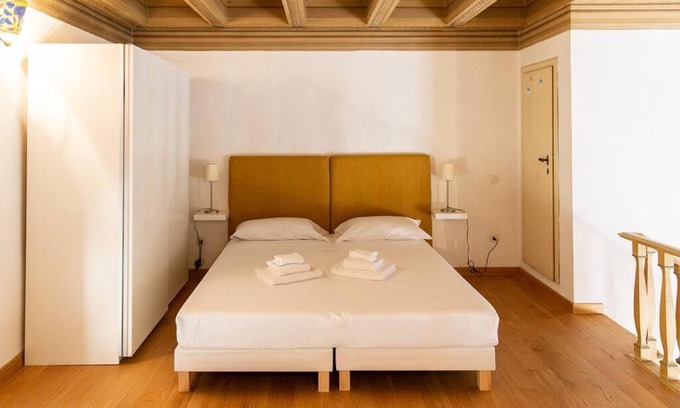 Duomo Wohnung | Strategic 2BR Apartment