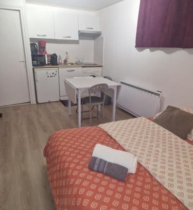 Orsay Wohnung | Studio à Orsay à 5 min du RER B Le Guichet