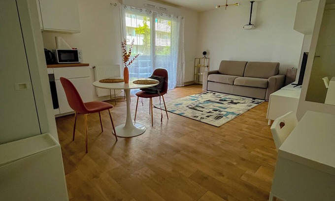 Le Perreux-sur-Marne Wohnung | Studio 10’ de Paris & 30’ de Disneyland