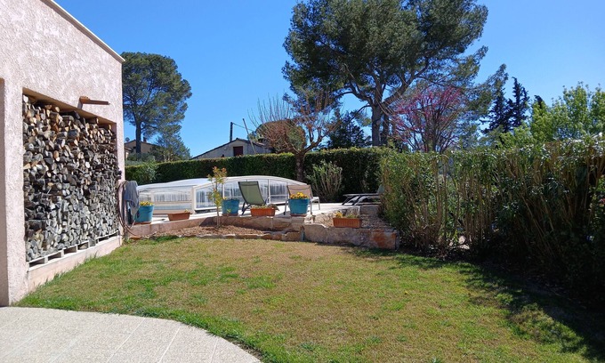 Carces Wohnung | Studio 2 Pers Avec Piscine Classé 3 , Enregistré Sous le n° 83032000133mq