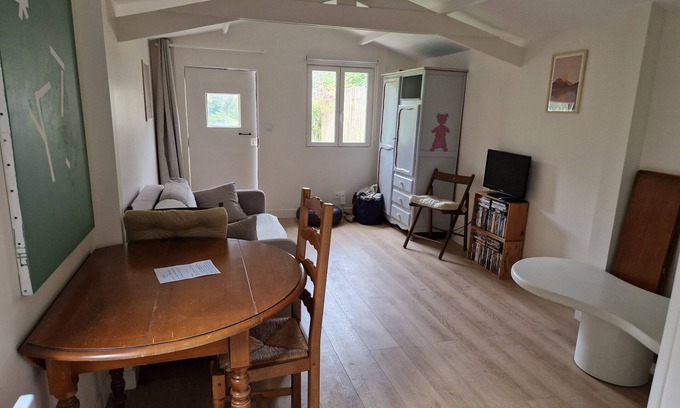 Clamart Haus | Studio 20m2 Avec Accès Jardin
