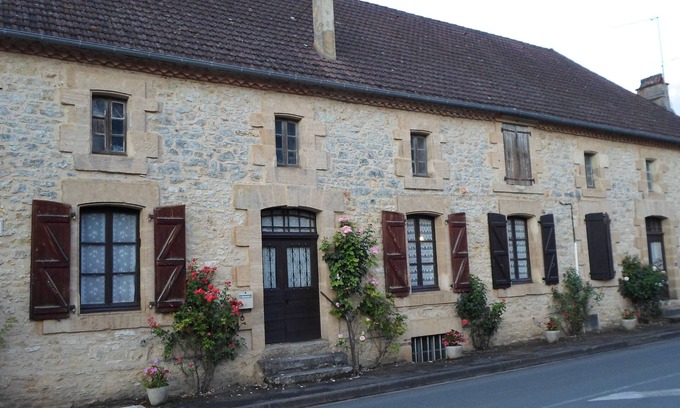 Daglan Wohnung | Studio 35 m2 mit Blick auf den alten Mühlenkanal in der Nähe der Innenstadt von Rue de la Gare