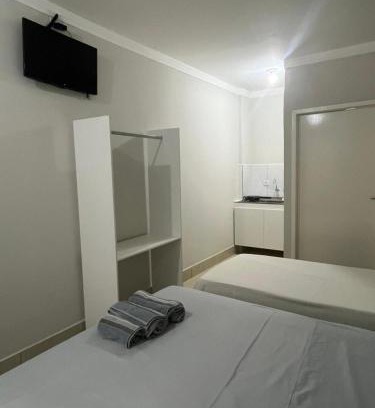 Santa Monica Wohnung | Studio 38 - Próx ao Parque do Sabiá Aeroporto e Shopping