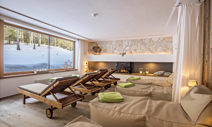 Armentarola Wohnung | Einzimmerapartment "Ciasa ai Pini 208" in der Nähe von Skiliften mit Bergblick Garten & Sauna