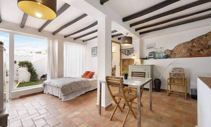 Ferragudo Wohnung | Einzimmerapartment 'Es Mohol' mit Gemeinschaftsterrasse, Gemeinschaftsgarten und WLAN