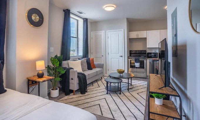 Central Business District Wohnung | Studio Apartment in the heart of Downtown Mobile!!