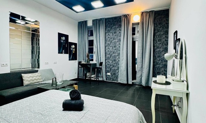 Neulerchenfeld Wohnung | Studio Apt. For 3P; 15-Minutes to Rathausplatz