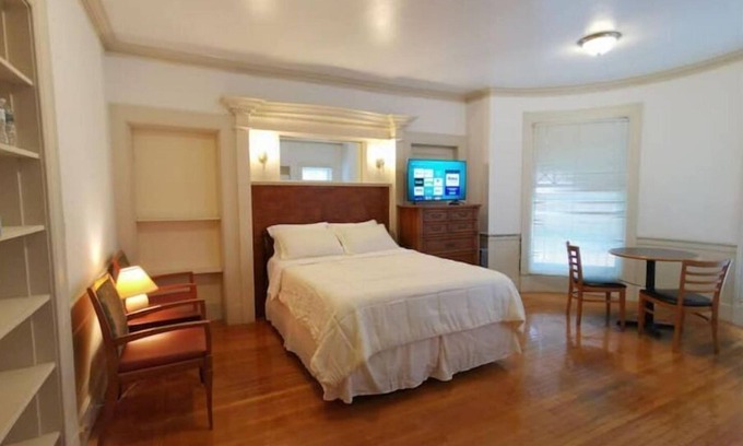 Worcester Wohnung | Studio Apt walk to MCPHS, WPI, St Vincent Hospital