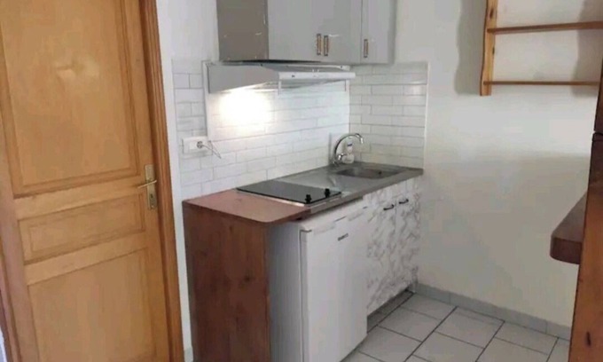 Thoraise Wohnung | Studio, arrival and self-catering