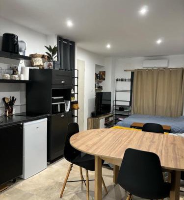 Mont Duplan Haus | Studio avec accès piscine