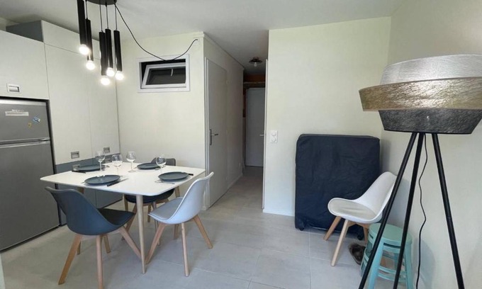 Argeles Plage Wohnung | Studio Cabine à 400m de la Plage, Rénové, Clim, Parking, 4 Couchages, TV, Lave-linge, Lave-vaisselle - FR-1-225-679