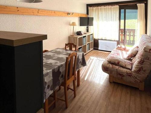 Les Gets Wohnung | Studio cabine lumineux aux Gets, 4 pers, proche piste et commerces, parking privé - FR-1-802-58